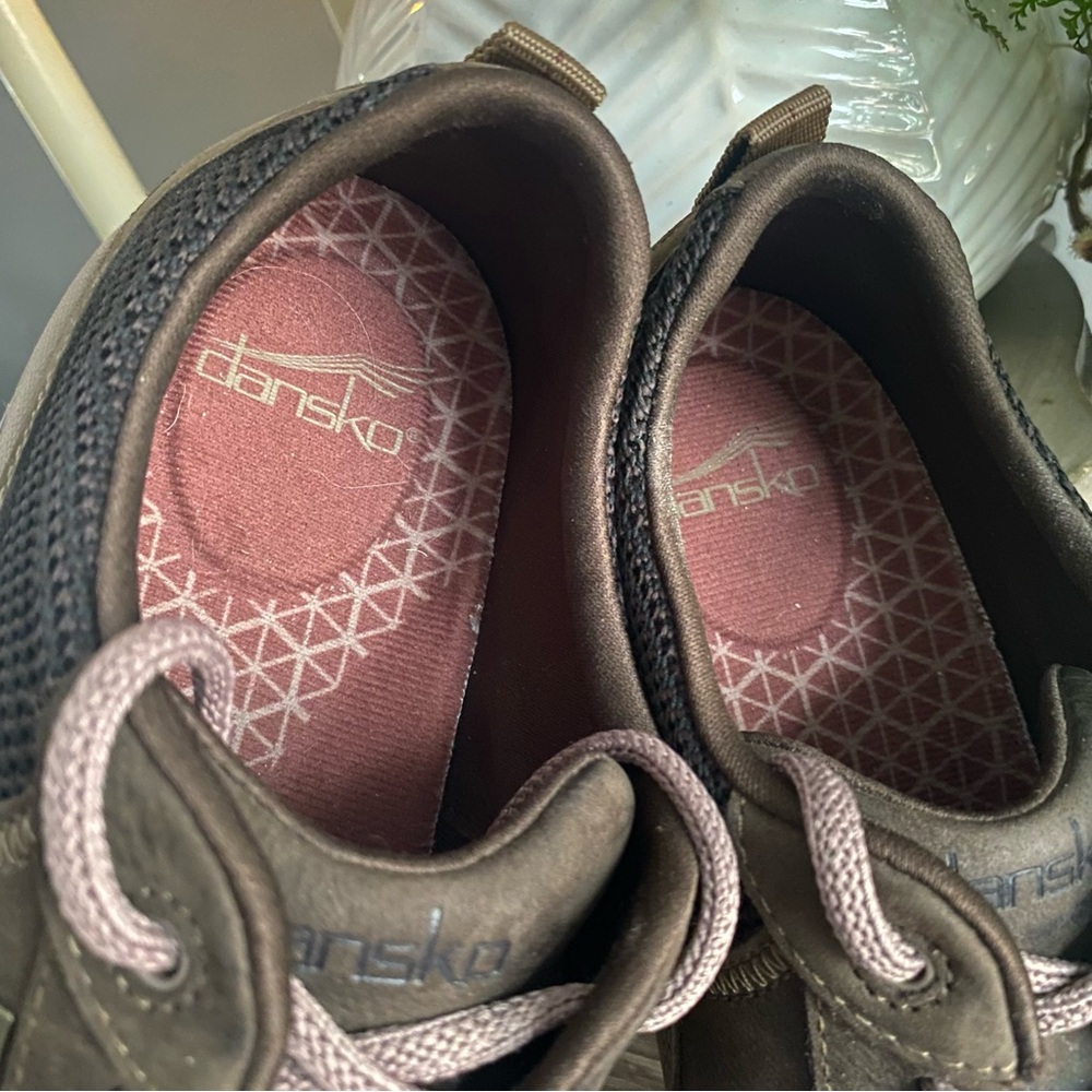 Dansko‎ Paisley Waterproof Suede Leather Sneakers Shoes Womens 40 Walnut Brown - Picture 12 of 16